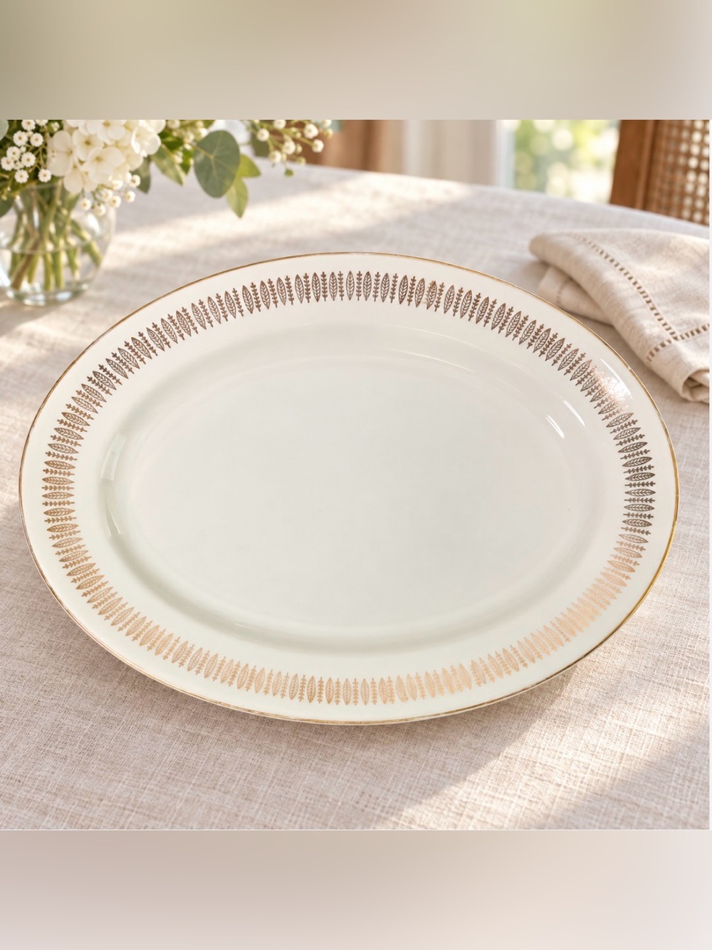 Royal Knight Staffordshire 22ct Gold-trim Oval Serving Platter 14”